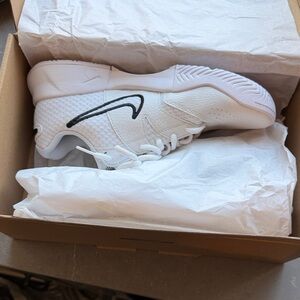 Nike courtlite 4 tennis shoes. White Athletic Sneakers with Black Swoosh